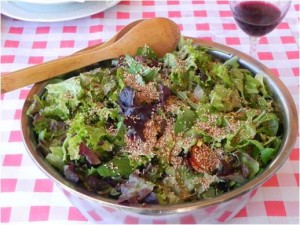ENSALADA DE HIERBAS Y GERMINADOS